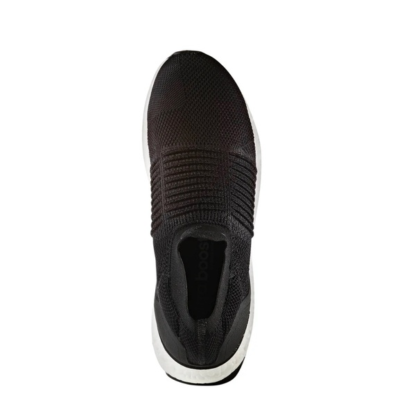Adidas Black Ultraboost Laceless shoes - Size 9.5 - Picture 1 of 6